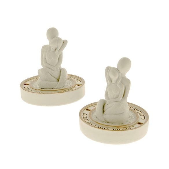 Bomboniera Coppia Innamoratisi Base Tonda in resina BIANCO D 8,5 x h 9 cm Set 2 pz art 04A307