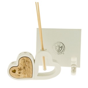 Bomboniera Cuore Profumatore in Resina bianca con LUCE LED inserto sposi  coppia innamorati 14,5 x h 8 cm con scatola Art 08A010