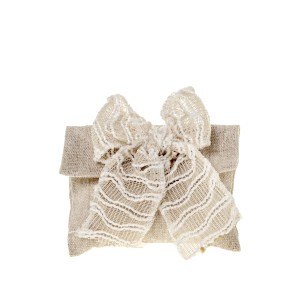 Bomboniera sacchetto tipo busta confetti in tessuto naturale con fiocco 10 x h 8 cm confezione 12 pz art C2656