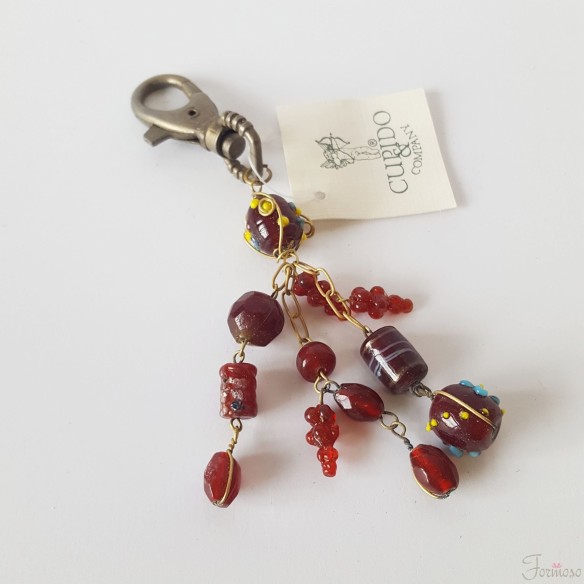 Bomboniera Porta chiave con pietre rosse laurea 15 cm art 53259