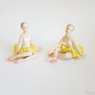 Set 2 ballerina seduta ceramica gialla varie figure h 95 mm bomboniera art 56275