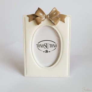 Porta foto resina bianca fiocco Kraft 140xh215 mm bomboniera art 23045