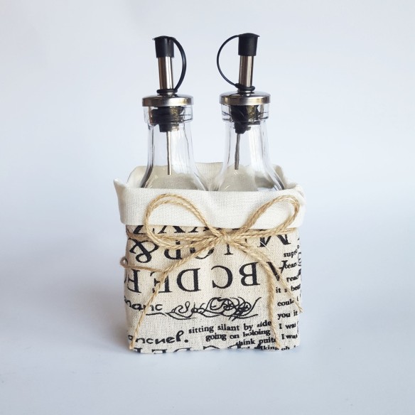 Set Olio e Aceto in vetro e sacchetto e scatola bomboniera 11 x h 20 cm art 08437