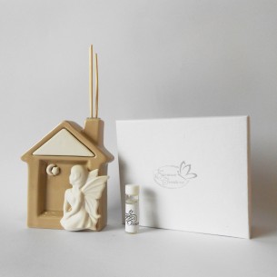 Diffusore profumatore casetta con Fatina bianca h 13 Cm bomboniera art 02951