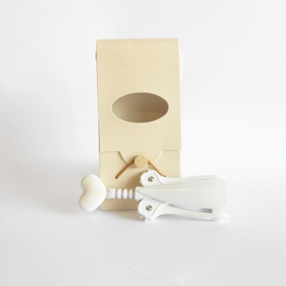 Bomboniera Matrimonio Cavatappi in metallo bianco e scatola Art 12290