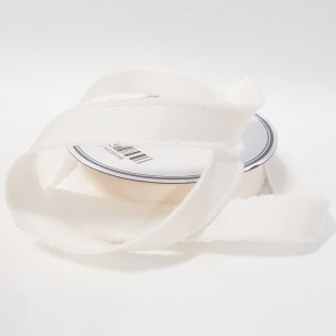 Nastro in Tessuto sfrangiato colore Avorio in bobina rotolo da 16 mm x 25 mt Wedding art 28538