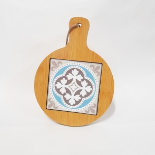 Bomboniera Tagliere Tondo in legno con manico inserto piastella ceramica 14,5x19,6 cm Art 08703