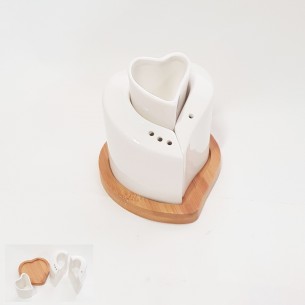 Bomboniera Sale e pepe in ceramica Bianca cuore con base in bamboo wedding D 10 x h10 cm art 28713