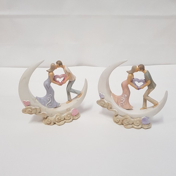 Bomboniera Coppia innamorati su mezza luna resina wedding 12 x h 12 cm set 2 pz art 049910