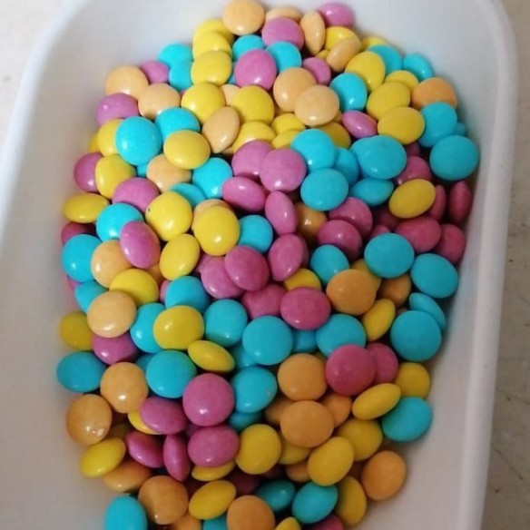 Confetti tipo Smarties Colorato compleanno matrimonio Party Confezione da 1 KG art SMART