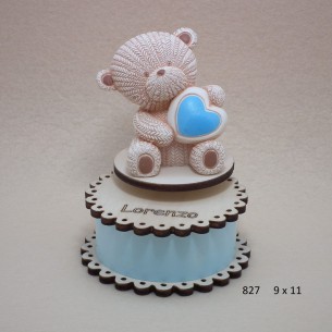 Bomboniera in legno e Ceramica con orsetto beige e cuore celeste battesimo nascita art 827