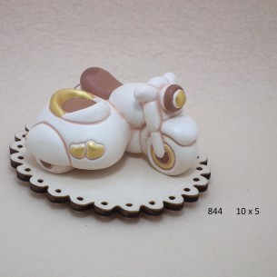 Bomboniera Vespa Sidecar in legno e Ceramica beige battesimo nascita 10 x h 5 cm art 844