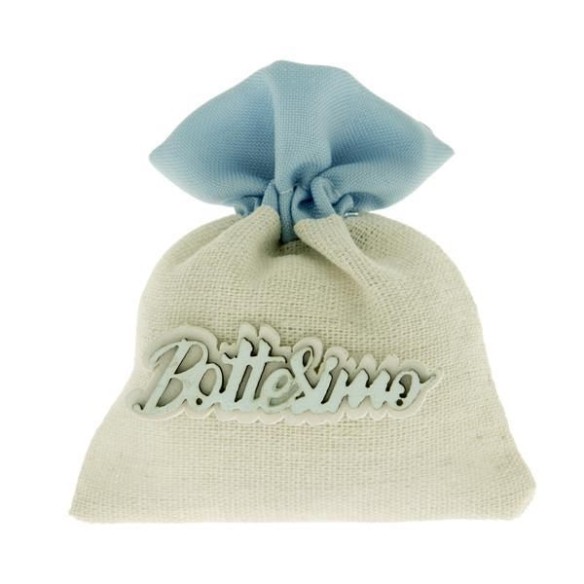 Bomboniera Sacchetto confetti in tessuto Celeste e Beige 10 x h 12 cm con inserto Scritta BATTESIMO in Legno set 12 pz art C2292
