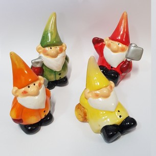 Gnomo ceramica colorata fantasy varie figure bomboniera  5 x h8 cm set 4 pezzi in Art 53147